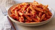 घर पर आसानी से बनाएं स्वादिष्ट रेड सॉस पास्ता, जानिए रेसिपी
