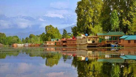 हिमाचल प्रदेश, उत्तराखंड और गोवा घूमने जाने से पहले पर्यटक जान लें ये जरूरी बातें हिमाचल प्रदेश, उत्तराखंड और गोवा घूमने जाने से पहले पर्यटक जान लें ये जरूरी बातें