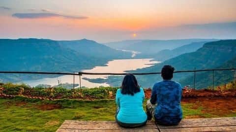 घूमने का प्लान बना रहे हैं तो महाराष्ट्र की इन खूबसूरत जगहों का करें रुख घूमने का प्लान बना रहे हैं तो महाराष्ट्र की इन खूबसूरत जगहों का करें रुख