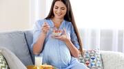 गर्भवती महिलाओं को अपनी डाइट में इन चीजों को करना चाहिए शामिल, शिशु को मिलेगा पोषण