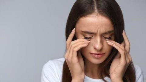 आंखों में दर्द है तो अपनाएं ये असरदार घरेलू नुस्खे, जल्द मिलेगा आराम आंखों में दर्द है तो अपनाएं ये असरदार घरेलू नुस्खे, जल्द मिलेगा आराम