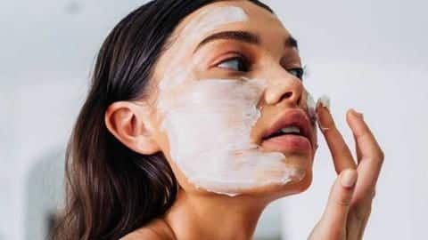 चेहरे के खुले रोमछिद्रों से राहत पाने के लिए अपनाएं ये घरेलू नुस्खे, जल्द होगा असर चेहरे के खुले रोमछिद्रों से राहत पाने के लिए अपनाएं ये घरेलू नुस्खे, जल्द होगा असर