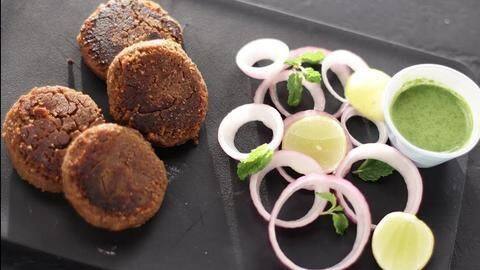 सेहत के लिए फायदेमंद है राजमा गलौटी कबाब, घर पर ऐसे करें तैयार सेहत के लिए फायदेमंद है राजमा गलौटी कबाब, घर पर ऐसे करें तैयार