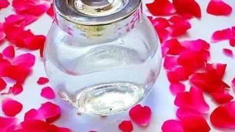 गुलाब जल और कपूर गुलाब जल और कपूर
