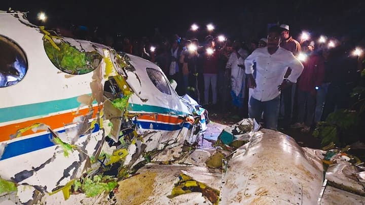झारखंड के रांची से दिल्ली जा रही एयर एंबुलेंस दुर्घटनाग्रस्त, सभी 7 लोगों की मौत