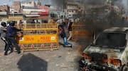 दिल्ली: हिंसा के बीच फरिश्ता बना भाजपा पार्षद, हिंसक भीड़ से मुस्लिम परिवार को बचाया