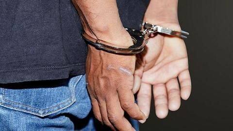 असम: JEE मेन्स परीक्षा में दूसरे को बैठाकर टॉप करने वाले छात्र सहित चार गिरफ्तार असम: JEE मेन्स परीक्षा में दूसरे को बैठाकर टॉप करने वाले छात्र सहित चार गिरफ्तार