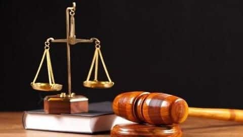 देश के न्यायालयों में पिछले 10 सालों से लंबित है 37 लाख मामले, नहीं हुई सुनवाई देश के न्यायालयों में पिछले 10 सालों से लंबित है 37 लाख मामले, नहीं हुई सुनवाई