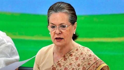 सोनिया गांधी ने प्रधानमंत्री मोदी को लिखा पत्र, पेट्रोल के बढ़े दाम वापस लेने की मांग सोनिया गांधी ने प्रधानमंत्री मोदी को लिखा पत्र, पेट्रोल के बढ़े दाम वापस लेने की मांग