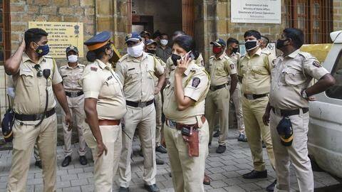 बॉलीवुड ड्रग्स मामला: NCB ने दो प्रमुख सप्लायरों को दबोचा, 2.5 करोड़ रुपये की ड्रग्स बरामद बॉलीवुड ड्रग्स मामला: NCB ने दो प्रमुख सप्लायरों को दबोचा, 2.5 करोड़ रुपये की ड्रग्स बरामद