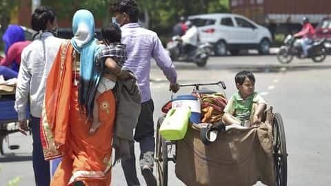 प्रवासी मजदूरों के पलायन संकट से सही तरीके से नहीं निपट पाई सरकारें- नीति आयोग CEO प्रवासी मजदूरों के पलायन संकट से सही तरीके से नहीं निपट पाई सरकारें- नीति आयोग CEO