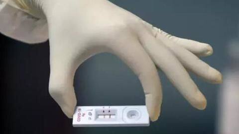 कोरोना वायरस: भारत में लॉन्च हुई 'दुनिया की सबसे सस्ती' जांच किट, कीमत मात्र 650 रुपये कोरोना वायरस: भारत में लॉन्च हुई 'दुनिया की सबसे सस्ती' जांच किट, कीमत मात्र 650 रुपये