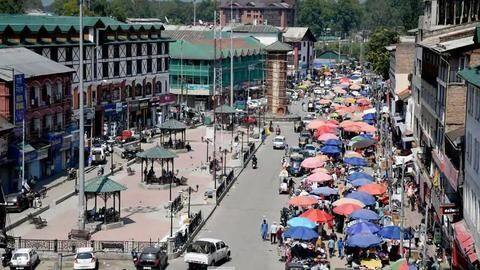 जम्मू-कश्मीर में अब कोई भी खरीद सकेगा जमीन, नया भूमि कानून लाई केंद्र सरकार जम्मू-कश्मीर में अब कोई भी खरीद सकेगा जमीन, नया भूमि कानून लाई केंद्र सरकार