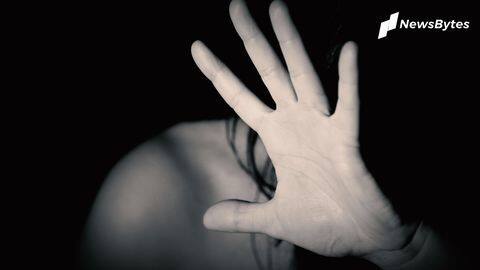 मध्य प्रदेश: गैंगरेप पीड़िता ने की आत्महत्या, मुख्यमंत्री ने दिए पुलिसकर्मियों पर कार्रवाई के आदेश मध्य प्रदेश: गैंगरेप पीड़िता ने की आत्महत्या, मुख्यमंत्री ने दिए पुलिसकर्मियों पर कार्रवाई के आदेश