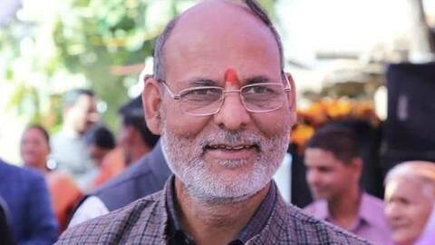 उत्तराखंड: मुख्यमंत्री के खिलाफ प्रधानमंत्री को पत्र लिखने पर पूर्व मंत्री को भाजपा ने किया निलंबित उत्तराखंड: मुख्यमंत्री के खिलाफ प्रधानमंत्री को पत्र लिखने पर पूर्व मंत्री को भाजपा ने किया निलंबित