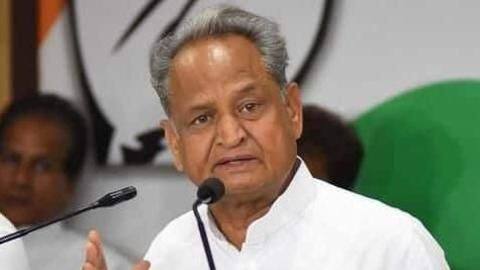 राजस्थान: मुख्यमंत्री गहलोत की प्रधानमंत्री से अपील, बोले- बंद करवाएं प्रदेश में चल रहा 'तमाशा' राजस्थान: मुख्यमंत्री गहलोत की प्रधानमंत्री से अपील, बोले- बंद करवाएं प्रदेश में चल रहा 'तमाशा'