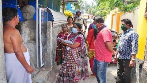 कोरोना वायरस: केरल सरकार ने तैयार किया प्लान, तीन चरणों में हटाया जा सकता है लॉकडाउन कोरोना वायरस: केरल सरकार ने तैयार किया प्लान, तीन चरणों में हटाया जा सकता है लॉकडाउन