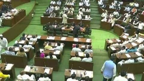 महाराष्ट्र: पांच विधायक निकले कोरोना वायरस संक्रमित, बिना प्रश्नकाल के चलेगा विधानसभा सत्र महाराष्ट्र: पांच विधायक निकले कोरोना वायरस संक्रमित, बिना प्रश्नकाल के चलेगा विधानसभा सत्र