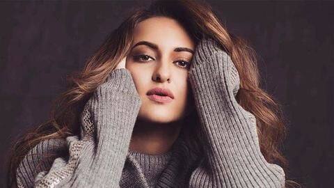 साइबर बुलिंग से परेशान होकर सोनाक्षी सिन्हा ने दर्ज करवाई FIR, गिरफ्तार हुआ शख्स साइबर बुलिंग से परेशान होकर सोनाक्षी सिन्हा ने दर्ज करवाई FIR, गिरफ्तार हुआ शख्स