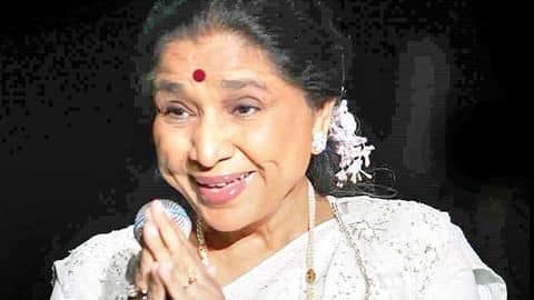 आशा भोसले ने 86 की उम्र में किया यूट्यूब डेब्यू, इस गाने से की शुरुआत आशा भोसले ने 86 की उम्र में किया यूट्यूब डेब्यू, इस गाने से की शुरुआत