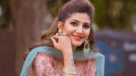 सपना चौधरी ने दिया बेटे को जन्म, सीक्रेट रखी थी शादी और प्रेगनेंसी सपना चौधरी ने दिया बेटे को जन्म, सीक्रेट रखी थी शादी और प्रेगनेंसी