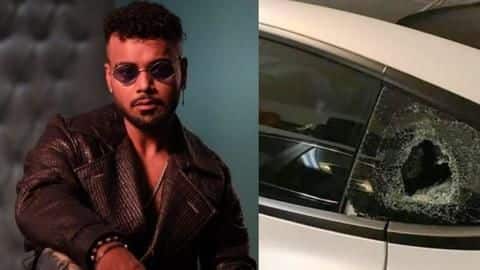 'काला चश्मा' के सिंगर इंदीप बख्शी पर हुआ हमला, खुद को किया घर में कैद 'काला चश्मा' के सिंगर इंदीप बख्शी पर हुआ हमला, खुद को किया घर में कैद