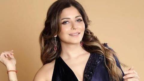 लॉकडाउन के बावजूद अपने घर से "गायब" हैं कनिका कपूर? लॉकडाउन के बावजूद अपने घर से "गायब" हैं कनिका कपूर?