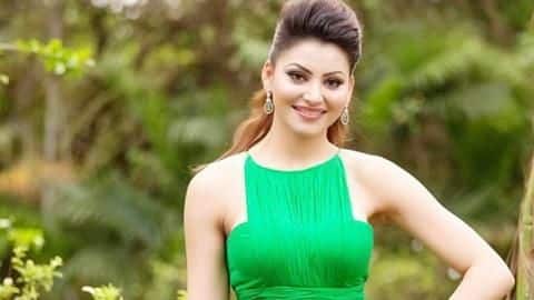 उर्वशी रोतेला का फेसबुक अकाउंट हुआ हैक, हैकर्स ने की मोटी रकम की मांग उर्वशी रोतेला का फेसबुक अकाउंट हुआ हैक, हैकर्स ने की मोटी रकम की मांग