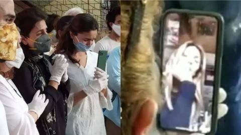 आलिया ने वीडियो कॉल के जरिए करवाए रिद्धिमा को पिता ऋषि कपूर के आखिरी दर्शन आलिया ने वीडियो कॉल के जरिए करवाए रिद्धिमा को पिता ऋषि कपूर के आखिरी दर्शन