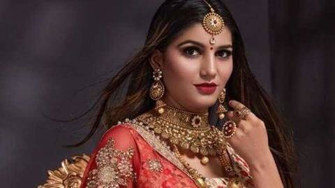 सपना चौधरी ने "हरियाणा के बब्बू मान" से की गुपचुप सगाई! जल्द हो सकती है शादी सपना चौधरी ने "हरियाणा के बब्बू मान" से की गुपचुप सगाई! जल्द हो सकती है शादी