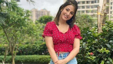 बिग बॉस 14: सिर्फ दो हफ्ते रहने के लिए हिना खान ले रही हैं इतनी फीस बिग बॉस 14: सिर्फ दो हफ्ते रहने के लिए हिना खान ले रही हैं इतनी फीस
