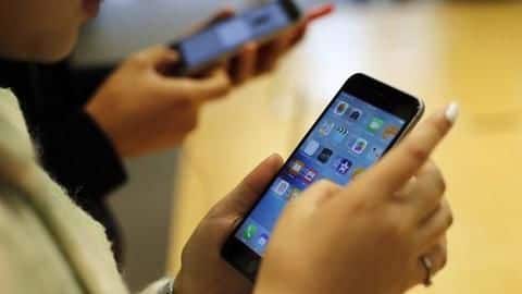 बजट 2021: महंगे होंगे मोबाइल फोन्स, चार्जर और कई पार्ट्स पर कस्टम ड्यूटी बढ़ी बजट 2021: महंगे होंगे मोबाइल फोन्स, चार्जर और कई पार्ट्स पर कस्टम ड्यूटी बढ़ी