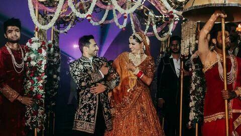 मिलिंद ने इंस्टाग्राम पर शेयर की शादी की तस्वीरें