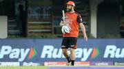 SRH बनाम KKR: टॉस जीतकर हैदराबाद की पहले गेंदबाजी, कोलकाता ने कराए दो खिलाड़ियों के डेब्यू
