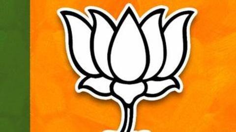 अहमदाबाद बम ब्लास्ट के फैसले पर भाजपा के कार्टून पर विवाद, ट्विटर ने हटाया अहमदाबाद बम ब्लास्ट के फैसले पर भाजपा के कार्टून पर विवाद, ट्विटर ने हटाया
