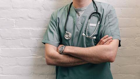 NEET PG की खाली सीटों के लिए नहीं होगी काउंसलिंग, सुप्रीम कोर्ट ने खारिज की याचिकाएं NEET PG की खाली सीटों के लिए नहीं होगी काउंसलिंग, सुप्रीम कोर्ट ने खारिज की याचिकाएं