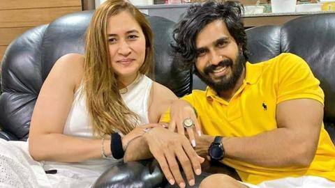 22 अप्रैल को शादी करने वाले हैं बैडमिंटन खिलाड़ी ज्वाला गुट्टा और अभिनेता विष्णु विशाल 22 अप्रैल को शादी करने वाले हैं बैडमिंटन खिलाड़ी ज्वाला गुट्टा और अभिनेता विष्णु विशाल