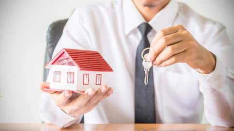होम लोन लेने से पहले इन बातों की रखें ध्यान, नहीं होंगे परेशान होम लोन लेने से पहले इन बातों की रखें ध्यान, नहीं होंगे परेशान