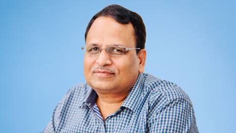 दिल्ली: ED ने मनी लॉन्ड्रिंग मामले में स्वास्थ्य मंत्री सत्येंद्र जैन को गिरफ्तार किया दिल्ली: ED ने मनी लॉन्ड्रिंग मामले में स्वास्थ्य मंत्री सत्येंद्र जैन को गिरफ्तार किया