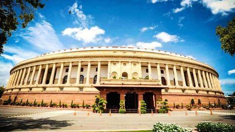 शीतकालीन सत्र: 48 घंटे की बहस के बाद संसद से पारित हुए मात्र 10 विधेयक शीतकालीन सत्र: 48 घंटे की बहस के बाद संसद से पारित हुए मात्र 10 विधेयक