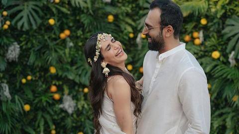 शादी होते ही करिश्मा तन्ना और वरुण बंगेरा को मिला इस रियलिटी शो का ऑफर शादी होते ही करिश्मा तन्ना और वरुण बंगेरा को मिला इस रियलिटी शो का ऑफर