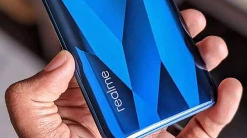 कोविड-19 के चलते रियलमी ने टाला 4 मई का इवेंट, लॉन्च होना था 5G फोन कोविड-19 के चलते रियलमी ने टाला 4 मई का इवेंट, लॉन्च होना था 5G फोन