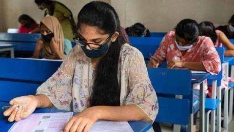 IGNOU ने UG और PG फर्स्ट ईयर के छात्रों को दी टर्म एंड परीक्षा से छूट IGNOU ने UG और PG फर्स्ट ईयर के छात्रों को दी टर्म एंड परीक्षा से छूट