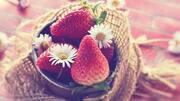 स्ट्रॉबेरी को इन तरीकों से करें अपने स्किन केयर रूटीन में शामिल, मिलेंगे कई फायदे