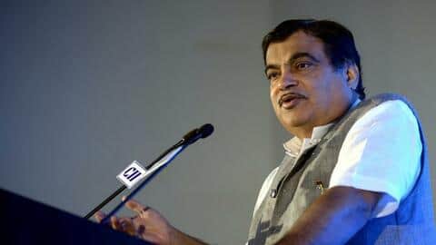 क्या सड़क पर पार्क हुई कार की फोटो भेजने पर सरकार देगी 500 रुपये का ईनाम? क्या सड़क पर पार्क हुई कार की फोटो भेजने पर सरकार देगी 500 रुपये का ईनाम?