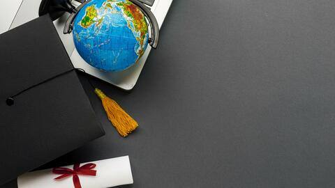 विदेश में करनी है पढ़ाई तो TOEFL और IELTS के लिए ऐसे करें तैयारी, मिलेगी सफलता विदेश में करनी है पढ़ाई तो TOEFL और IELTS के लिए ऐसे करें तैयारी, मिलेगी सफलता