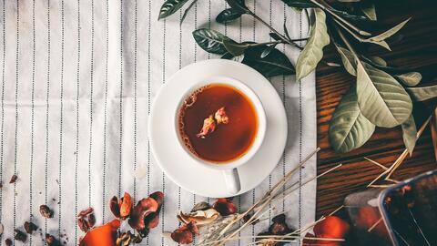 International Tea Day: स्वास्थ्य के लिए बहुत फायदेमंद हैं ये पांच तरह की चाय International Tea Day: स्वास्थ्य के लिए बहुत फायदेमंद हैं ये पांच तरह की चाय