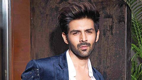 एकता कपूर की फिल्म 'फ्रेडी' से बाहर नहीं हुए कार्तिक, जानिए कब शुरू करेंगे शूटिंग एकता कपूर की फिल्म 'फ्रेडी' से बाहर नहीं हुए कार्तिक, जानिए कब शुरू करेंगे शूटिंग