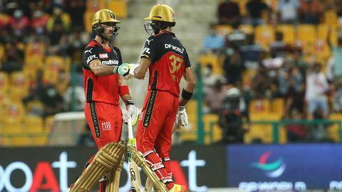 RCB बनाम SRH: रोमांचक मुकाबले में जीता हैदराबाद, मैच में बने ये रिकार्ड्स RCB बनाम SRH: रोमांचक मुकाबले में जीता हैदराबाद, मैच में बने ये रिकार्ड्स