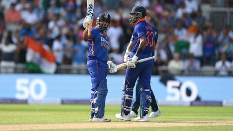 तीसरे वनडे में इंग्लैंड को हराकर भारत ने जीती सीरीज, मैच में बने ये रिकॉर्ड्स तीसरे वनडे में इंग्लैंड को हराकर भारत ने जीती सीरीज, मैच में बने ये रिकॉर्ड्स